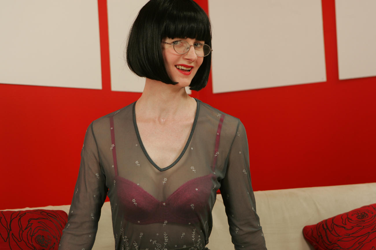 juliaabi1p_part2d.jpg (12920 bytes)